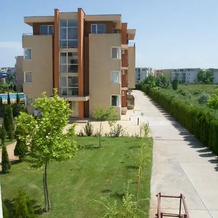Eds Bulgarian Sunny Dreams Lägenhet Slăntjev Brjag